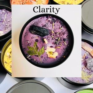 Manifestation Scented Candle with Amethyst